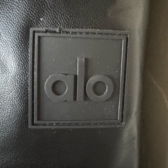 ALO Yoga Black Bomber Jacket NWT size XS - Picture 8 of 9